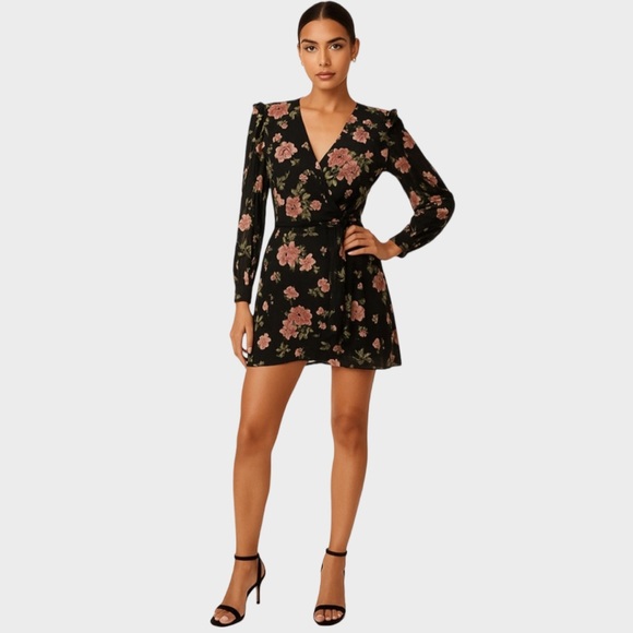 Reformation Dresses & Skirts - Reformation Elodie Floral Dress